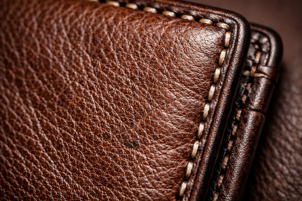 Why Brands Pick Rays Creations for Wholesale Leather Wallets